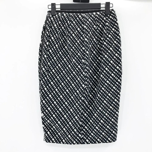 Express Women's Black and White Side Zip Pencil Skirt Size 0 - Picture 2 of 4